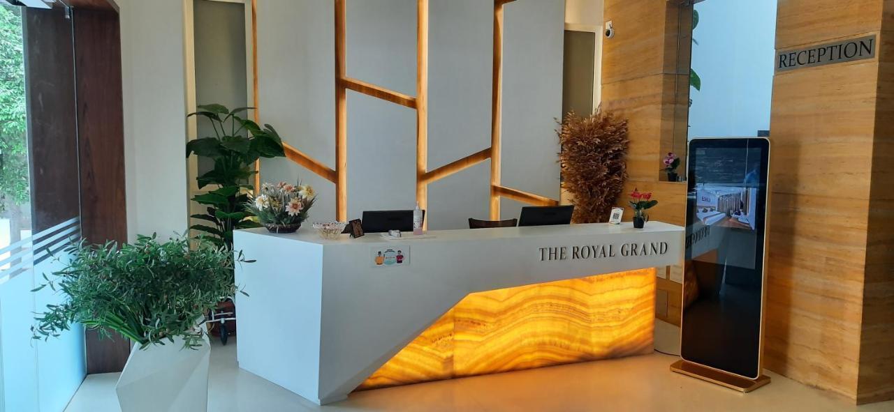 Karūr The Royal Grand酒店 外观 照片